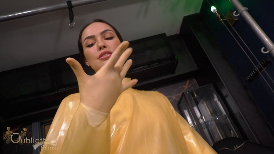 Oubliette - Medical Goddess Serena in clip Preparations for My Latex Session